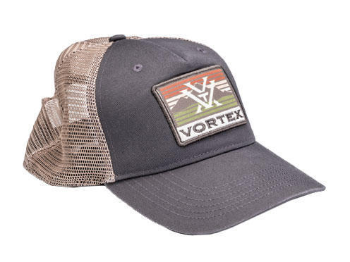 Mountain patch baseball cap with logo hiking